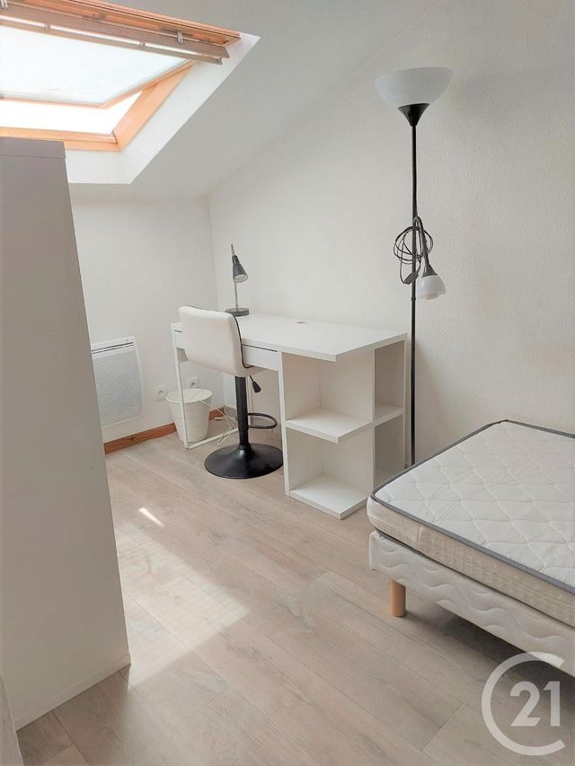Afficher la photo en grand Appartement F1 à louer - 1 pièce - 11.65 m2 - TOULOUSE - 31 - MIDI-PYRENEES - Century 21 Lacroix Immobilier