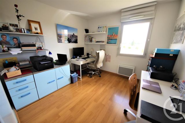 Appartement T5 à vendre - 5 pièces - 128.76 m2 - PORTET SUR GARONNE - 31 - MIDI-PYRENEES - Century 21 Lacroix Immobilier Appartement T5 à vendre - 5 pièces - 128.76 m2 - PORTET SUR GARONNE - 31 - MIDI-PYRENEES - Century 21 Lacroix Immobilier