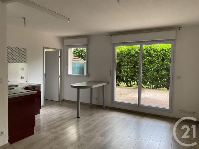 Afficher la photo en grand Appartement T2 à louer - 2 pièces - 39.42 m2 - ST ORENS DE GAMEVILLE - 31 - MIDI-PYRENEES - Century 21 Lacroix Immobilier