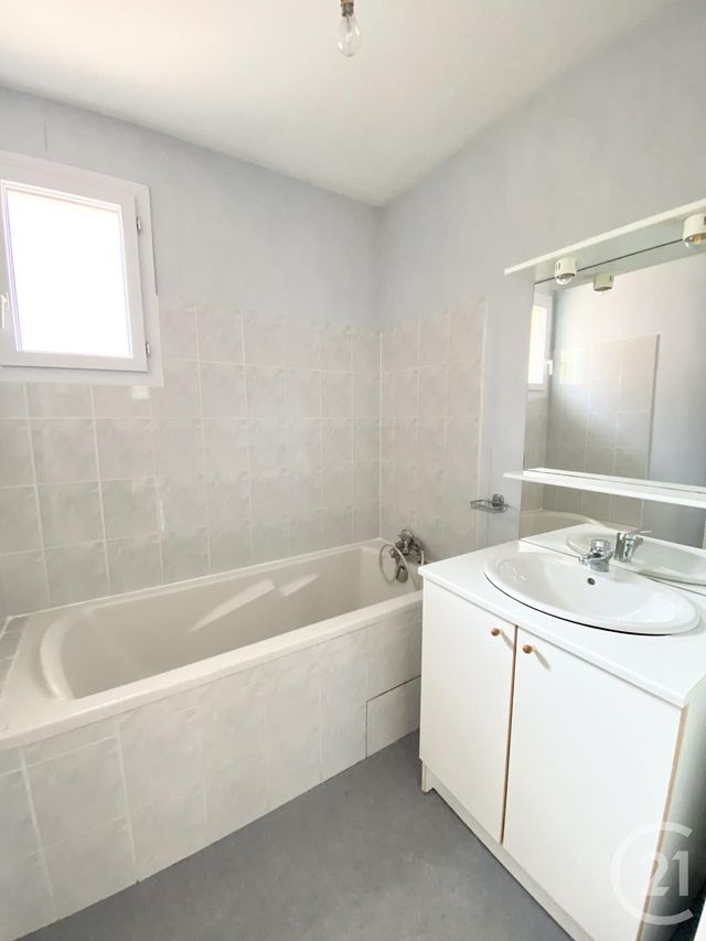 Afficher la photo en grand maison à louer - 5 pièces - 101.32 m2 - LACROIX FALGARDE - 31 - MIDI-PYRENEES - Century 21 Lacroix Immobilier