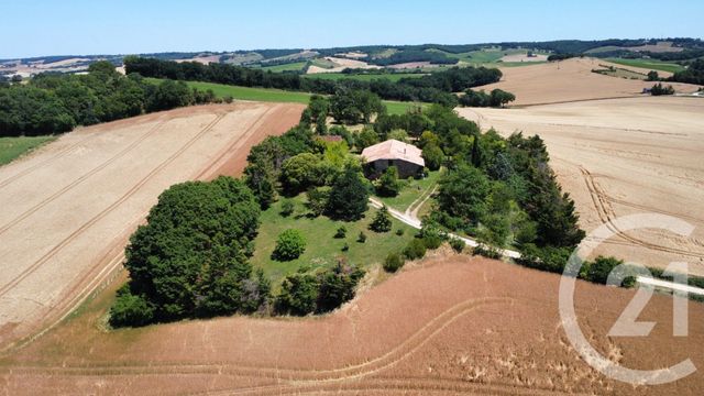maison à vendre - 8 pièces - 272.0 m2 - L ISLE JOURDAIN - 32 - MIDI-PYRENEES - Century 21 Lacroix Immobilier