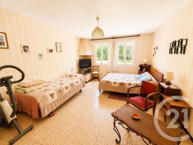 maison à vendre - 8 pièces - 272.0 m2 - L ISLE JOURDAIN - 32 - MIDI-PYRENEES - Century 21 Lacroix Immobilier