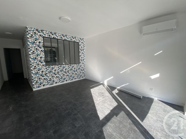 Appartement Local à louer - 3 pièces - 67.0 m2 - LACROIX FALGARDE - 31 - MIDI-PYRENEES - Century 21 Lacroix Immobilier