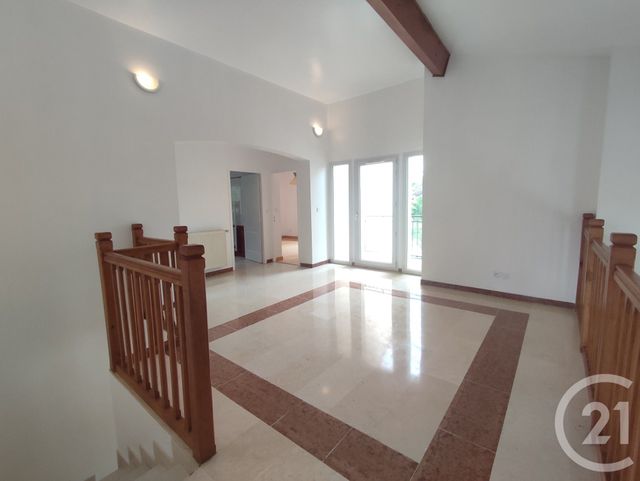 maison à louer - 6 pièces - 231.0 m2 - AUREVILLE - 31 - MIDI-PYRENEES - Century 21 Lacroix Immobilier