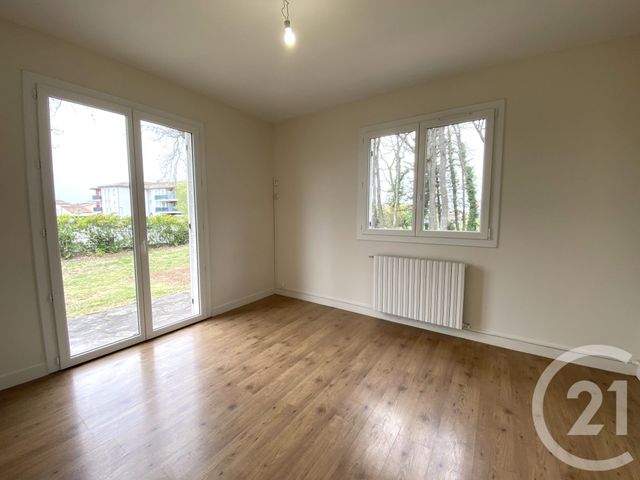 maison à louer - 4 pièces - 112.51 m2 - ROQUETTES - 31 - MIDI-PYRENEES - Century 21 Lacroix Immobilier