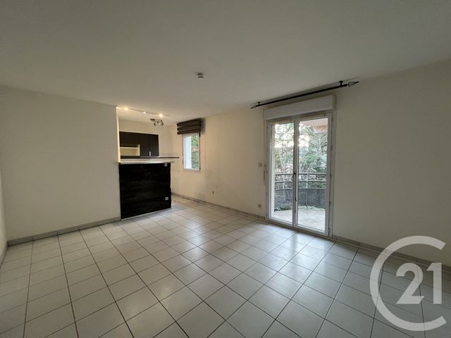 Appartement T2 à vendre - 2 pièces - 46.0 m2 - PORTET SUR GARONNE - 31 - MIDI-PYRENEES - Century 21 Lacroix Immobilier