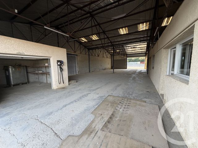 maison à louer - 2 pièces - 315.0 m2 - L ISLE JOURDAIN - 32 - MIDI-PYRENEES - Century 21 Lacroix Immobilier