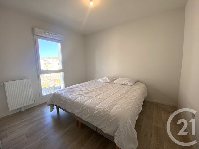 Appartement T3 à louer - 3 pièces - 62.45 m2 - RAMONVILLE ST AGNE - 31 - MIDI-PYRENEES - Century 21 Lacroix Immobilier