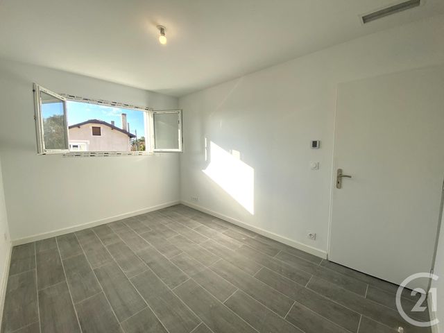maison à louer - 4 pièces - 87.0 m2 - VERNET - 31 - MIDI-PYRENEES - Century 21 Lacroix Immobilier