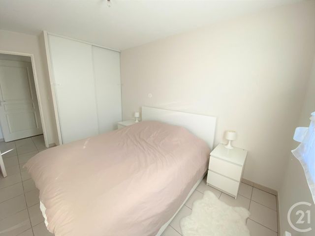 Appartement F3 à louer - 3 pièces - 50.7 m2 - EAUNES - 31 - MIDI-PYRENEES - Century 21 Lacroix Immobilier