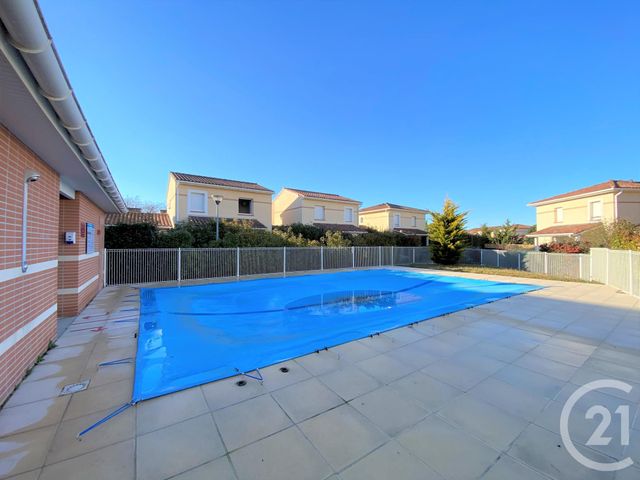 Appartement F3 à louer - 3 pièces - 50.7 m2 - EAUNES - 31 - MIDI-PYRENEES - Century 21 Lacroix Immobilier