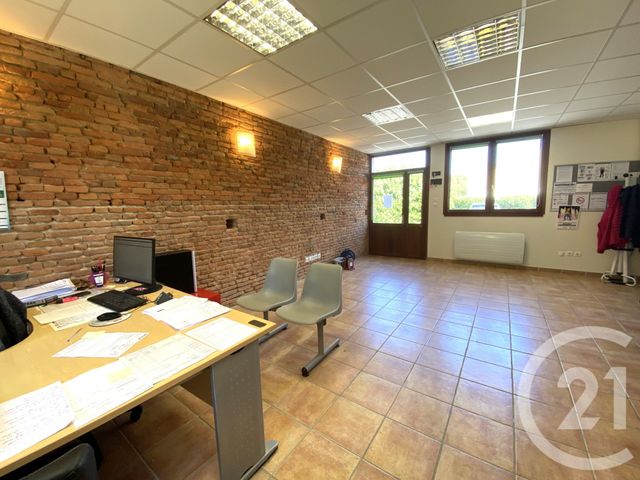 Appartement Local à louer - 3 pièces - 90.0 m2 - CASTANET TOLOSAN - 31 - MIDI-PYRENEES - Century 21 Lacroix Immobilier