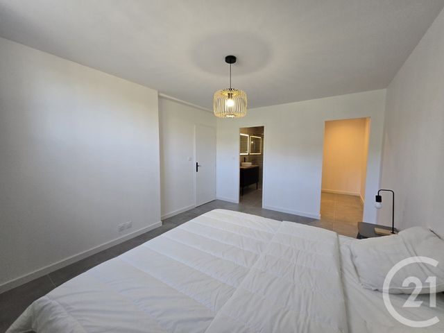 maison à louer - 6 pièces - 231.42 m2 - LACROIX FALGARDE - 31 - MIDI-PYRENEES - Century 21 Lacroix Immobilier