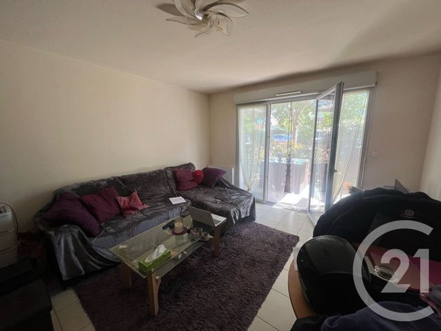 Appartement T2 à vendre - 2 pièces - 42.37 m2 - ROQUES - 31 - MIDI-PYRENEES - Century 21 Lacroix Immobilier