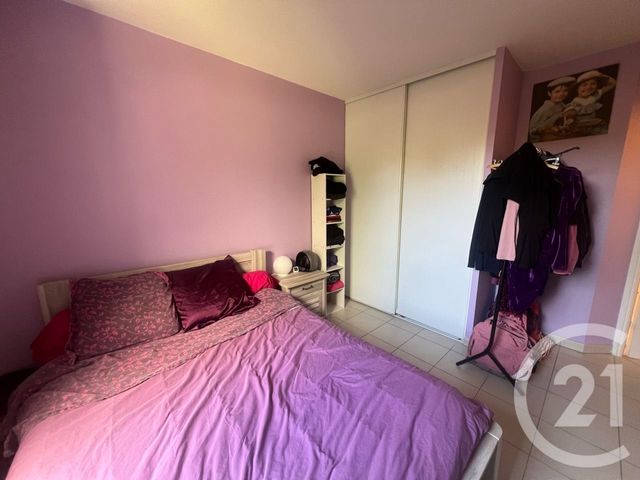 Appartement T2 à vendre - 2 pièces - 42.37 m2 - ROQUES - 31 - MIDI-PYRENEES - Century 21 Lacroix Immobilier