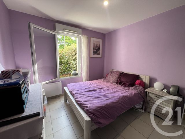 Appartement T2 à vendre - 2 pièces - 42.37 m2 - ROQUES - 31 - MIDI-PYRENEES - Century 21 Lacroix Immobilier