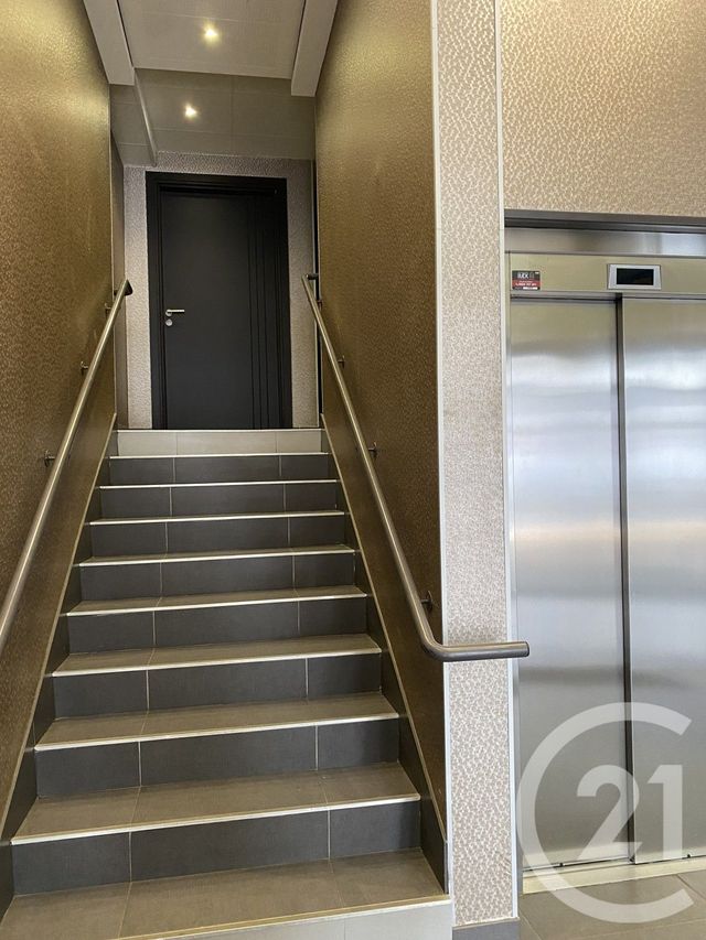 Appartement T3 à vendre - 3 pièces - 68.16 m2 - BLAGNAC - 31 - MIDI-PYRENEES - Century 21 Lacroix Immobilier