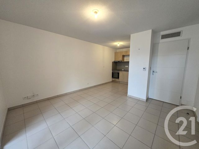Appartement T2 à louer - 2 pièces - 39.0 m2 - CASTANET TOLOSAN - 31 - MIDI-PYRENEES - Century 21 Lacroix Immobilier