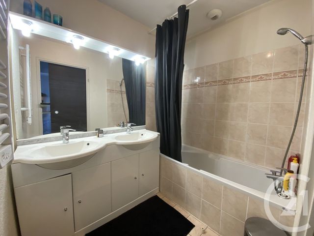 Appartement T3 à louer - 3 pièces - 62.91 m2 - PORTET SUR GARONNE - 31 - MIDI-PYRENEES - Century 21 Lacroix Immobilier