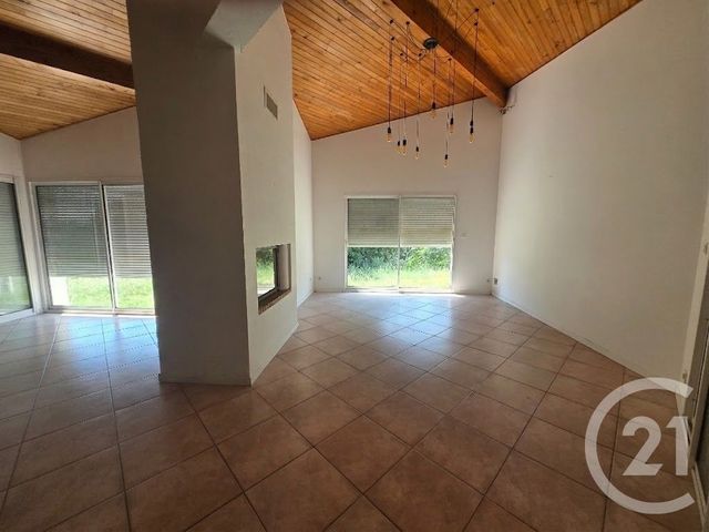 maison à louer - 5 pièces - 152.1 m2 - LACROIX FALGARDE - 31 - MIDI-PYRENEES - Century 21 Lacroix Immobilier