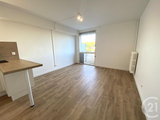 Appartement T1 à louer - 1 pièce - 25.32 m2 - TOULOUSE - 31 - MIDI-PYRENEES - Century 21 Lacroix Immobilier