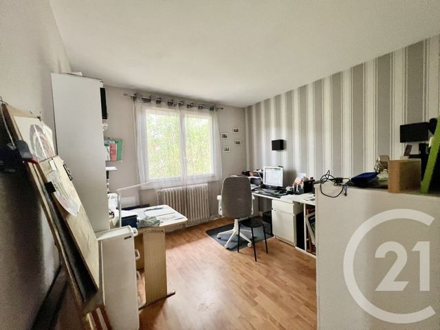 Appartement T4 à vendre - 4 pièces - 96.9 m2 - PORTET SUR GARONNE - 31 - MIDI-PYRENEES - Century 21 Lacroix Immobilier
