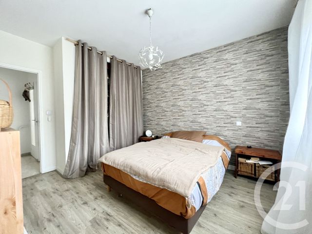 Appartement T4 à vendre - 4 pièces - 96.9 m2 - PORTET SUR GARONNE - 31 - MIDI-PYRENEES - Century 21 Lacroix Immobilier