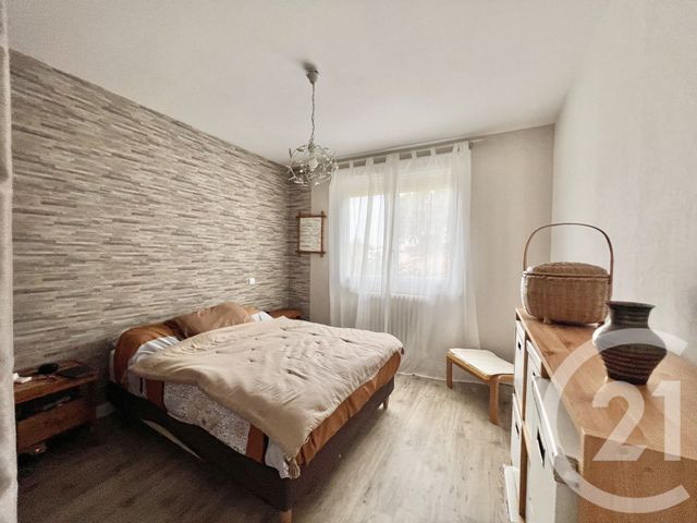 Appartement T4 à vendre - 4 pièces - 96.9 m2 - PORTET SUR GARONNE - 31 - MIDI-PYRENEES - Century 21 Lacroix Immobilier