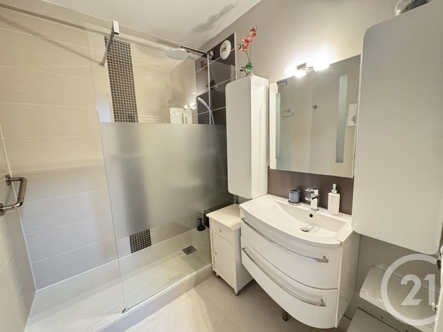 Appartement T4 à louer - 4 pièces - 85.45 m2 - TOULOUSE - 31 - MIDI-PYRENEES - Century 21 Lacroix Immobilier