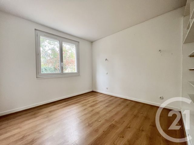 Appartement T4 à vendre - 4 pièces - 90.5 m2 - PORTET SUR GARONNE - 31 - MIDI-PYRENEES - Century 21 Lacroix Immobilier