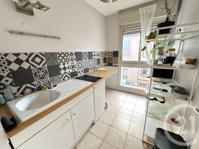 Appartement T2 à louer - 2 pièces - 46.0 m2 - TOULOUSE - 31 - MIDI-PYRENEES - Century 21 Lacroix Immobilier