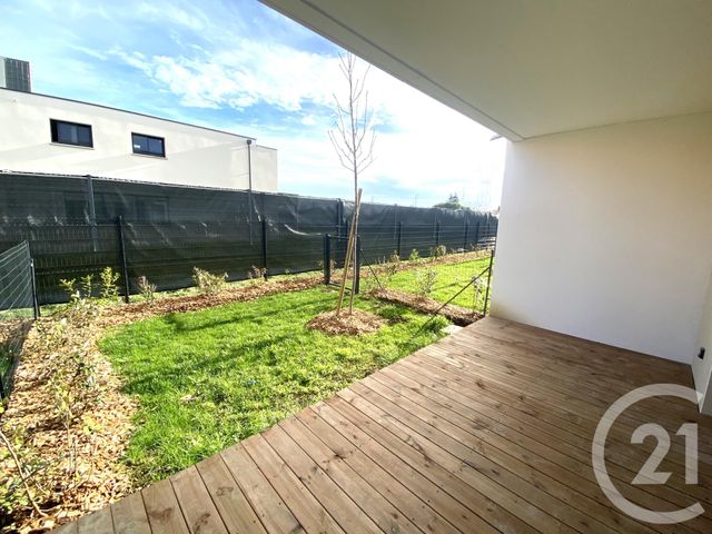 Appartement T2 à louer - 2 pièces - 40.1 m2 - ROQUES - 31 - MIDI-PYRENEES - Century 21 Lacroix Immobilier